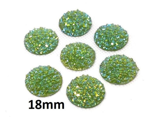 CA870 - 10 pcs Druzy Resin Embellishment Cabochons Green Multicolor - 18mm - Dome Style