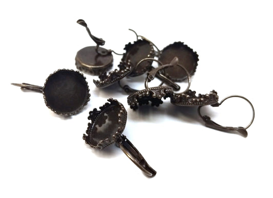 E387 - 10 pcs. Antique Bronze Earring Clips Settings Lever Back Bezels Cabochons - 15mm Glue Pad Setting