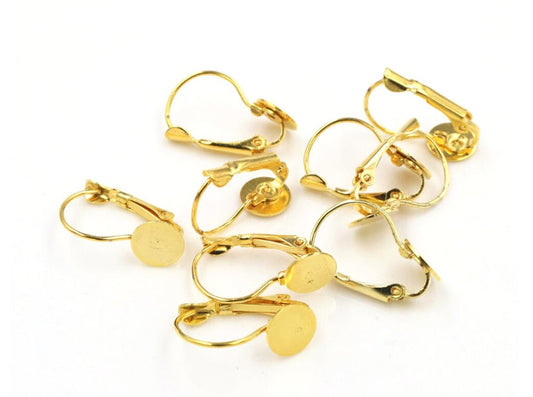 E750 - 10 pcs. Gold Plated Earring Clips Settings Lever Back Posts Cabochons - 8mm Glue Pad Setting