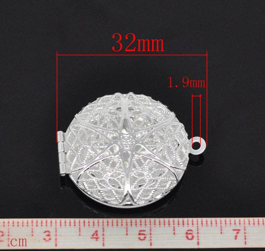 P744 - 5pcs. Silver Plated Carved Round Perfume Diffuser Pendant Photo Picture Locket Box - 32 X 27mm