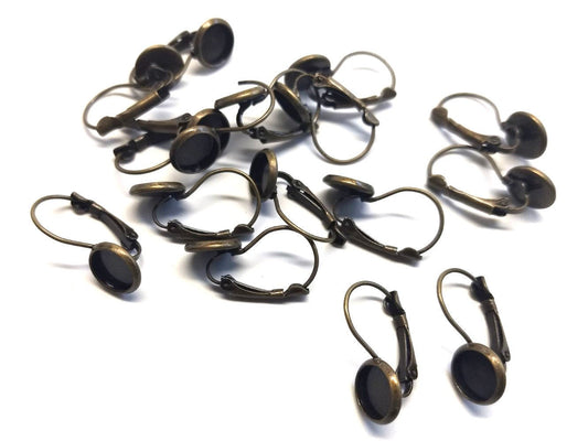 E461 - 10 pcs. Antique Bronze Earring Clips Settings Lever Back Bezels Cabochons - 8mm Glue Pad Setting