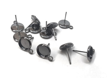 E590 - 10 pcs. Gunmetal Earring Posts Studs Settings Bezels Cabochons Tacks with Loop - 8mm Glue Pad Setting