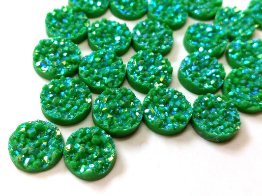 CA991 - 10 pcs Druzy Resin Embellishment Cabochons Emerald Green Multicolor AB - 8mm