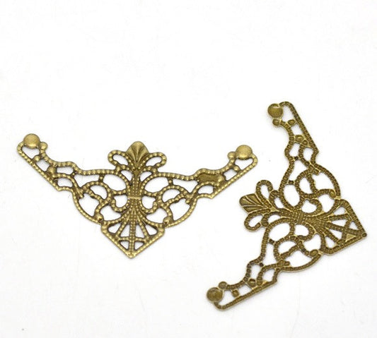 P442 - 50 pcs. Bronze Tone Flat Triangle Metal Wraps Connector Filigree Embellishment Findings Charms Pendants - 48mm X 26mm (1.89 inch)