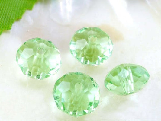 BD652 - 20 pcs. Green Crystal Glass Faceted Rondelle Beads - 8mm - Hole Size: 1.3mm