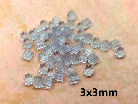 E735 - 100 pcs (50 Pairs) Clear Translucent Plastic Earring Polyclutch - 3mm x 3mm - Flower - BeadSmith