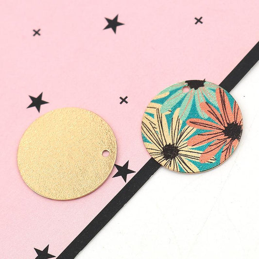 P1178 - 10 pcs. Gold Plated Multicolor Enamel Circle Metal Dangle Charms Pendants - Daisy - 20mm - 0.8" - Great for Earrings, Necklaces or Dangles