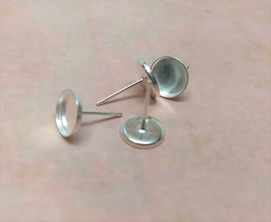E330 - 4 pcs. (2 pairs) 925 Sterling Silver Earring Posts Studs Settings Bezels Cabochons Tacks- 8mm Glue Pad Setting - With Earring Backs / Nuts!
