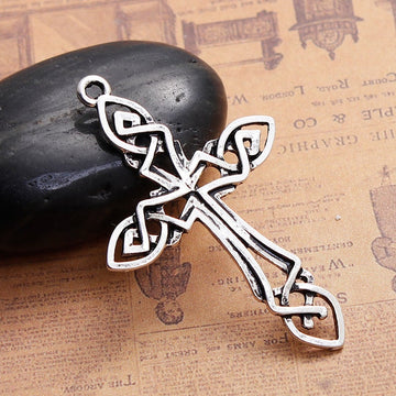 P1158 - 5 pcs. Antique Silver Celtic Knot Cross Charms Connectors Pendants - 58mm x 36mm (2 1/4"x 1 3/8")