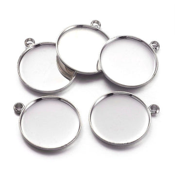 P015 - 10 pcs. Silver Tone Circle Round Bezel Cabochon Pendant Tags Trays - 20mm Glue Pad - Made of Brass - Nice Quality!