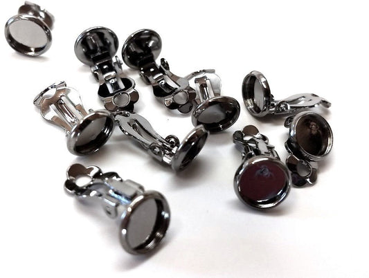 CA712 - 10 pcs. Gunmetal Earring Clips Settings Hinged Bezels Cabochons - 8mm Glue Pad Setting
