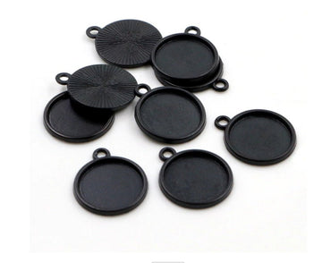 P1149 - 10 pcs. Black Pendant Circle Posts Settings Bezels Cabochons - 14mm Glue Pad Setting