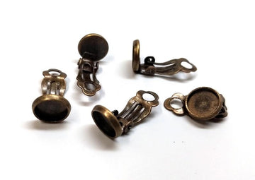 CA716 - 10 pcs. Antique Bronze Earring Clips Settings Hinged Bezels Cabochons - 8mm Glue Pad Setting