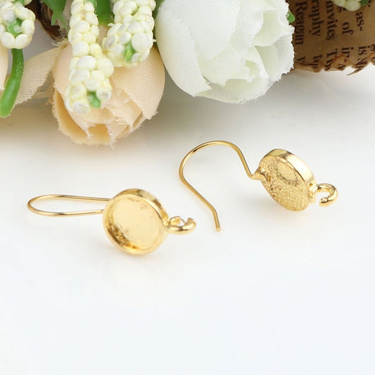 E900 - 4 pcs. Gold Plated Earring Hooks Settings Bezels Cabochons - 8mm Glue Pad Setting - with Loop