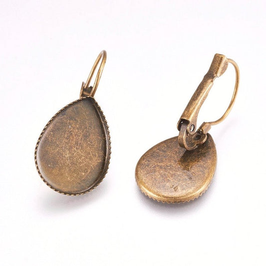 CA718 - 10 pcs. Antique Bronze Teardrop Earring Clips Settings Lever Back Posts Bezels Cabochons - 18x13mm Glue Pad Setting - Drop