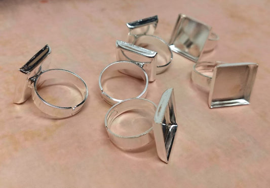 RB026 - 10 pcs. Silver Plated ADJUSTABLE Cabochon Setting Bezel RING bases settings - Glue Pad 16mm - Square