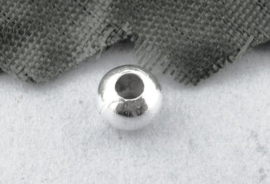 BD551 - 900 pcs Silver Plated Alloy Smooth Ball Spacer Beads- 5mm - Hole Size: 1.9mm