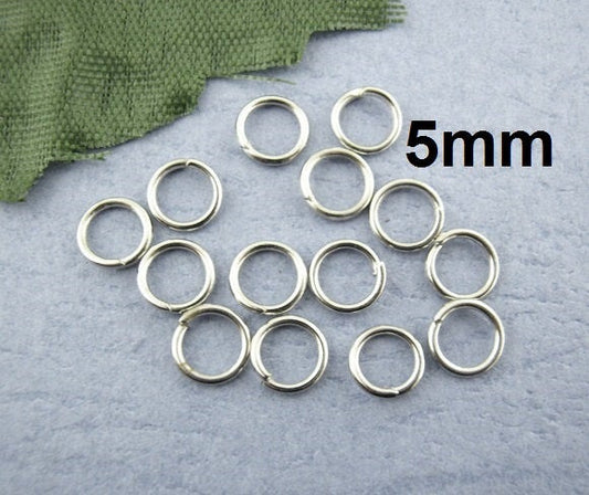 J045 - 100 pcs Silver Tone Open Jump Rings - 5mm - 22 Gauge