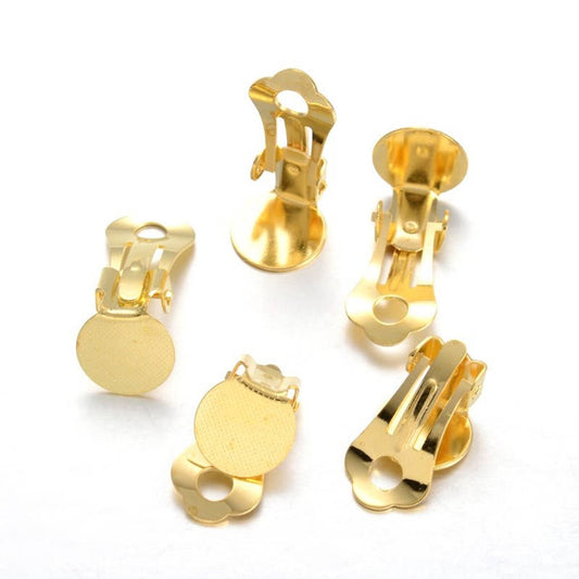 E187 - 20 pcs. Gold Tone Hinged Earring Posts Studs Clips Flat Settings Cabochons Posts - 10mm Glue Pad Setting - Great for Non-Pierced Ears!