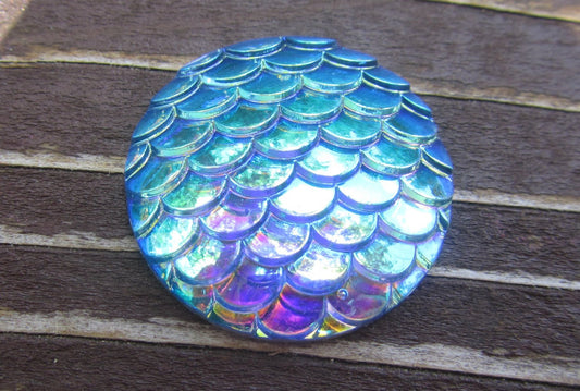 CA480 - 5 pcs Mermaid Fish Scales Resin Carved Embellishment Cabochons Purple Multicolor - 25mm (1 in)