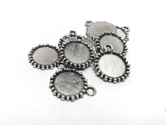P361 - 10 pcs. Antique Silver Circle Round Bezel Cabochon Pendant Tags Trays - 12mm Glue Pad Settings - Bubble Carved Design - Design A