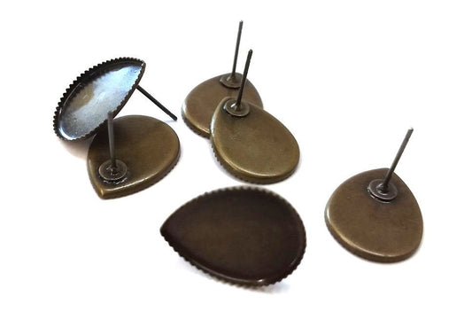 P149 - 10 pcs. Antique Bronze Earring Tacks Posts Studs Settings Bezels Cabochons - Teardrop - 18mm x 13mm Glue Pad Setting