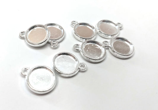P364 - 10 pcs. Silver Tone Circle Round Bezel Cabochon Pendant Tags Trays - 10mm Glue Pad - Double Sided - Single Loop