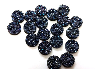 CA326 - 10 pcs. Druzy Resin Embellishment Cabochons Magenta Multicolor - 8mm