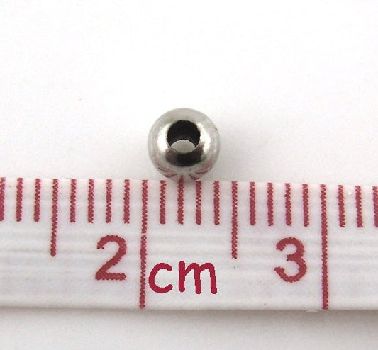 BD337 - 500 pcs Silver Tone Alloy Smooth Ball Spacer Beads- 4mm