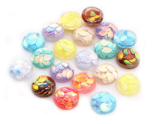 CA512 - 10 pcs. Resin Embellishment Cabochons - Assortment - 12mm - Glitter - Multicolor Iridescent - Leaves