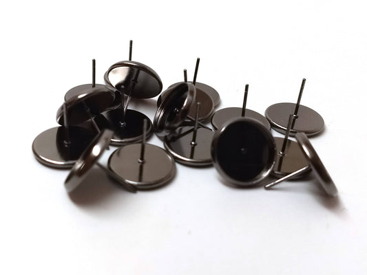 E170A - 10 pcs. Gunmetal Earring Posts Studs Settings Bezels Cabochons Tacks- 10mm Glue Pad Setting