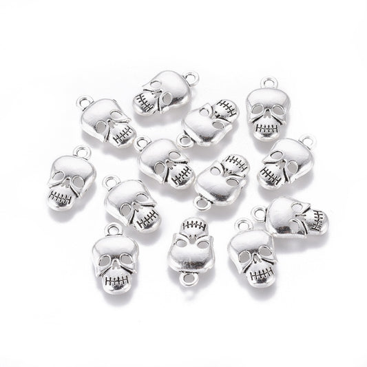 P186 - 50 pcs. Antique Silver Skull Charms Pendants - 16mm x 10mm - Hole Size: 2mm