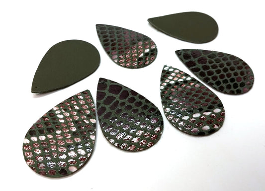 P267 - 10 pcs. Green Snake Skin Faux Leather Dangle Charms Pendants - Teardrop - 55mm (2.17")