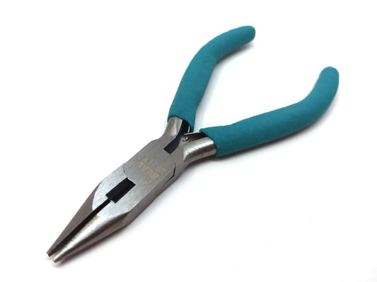 T055 - 1 pc. Chain Nose Pliers with Cutter - BeadSmith - 5 inch (12.7cm) - PVC Grip