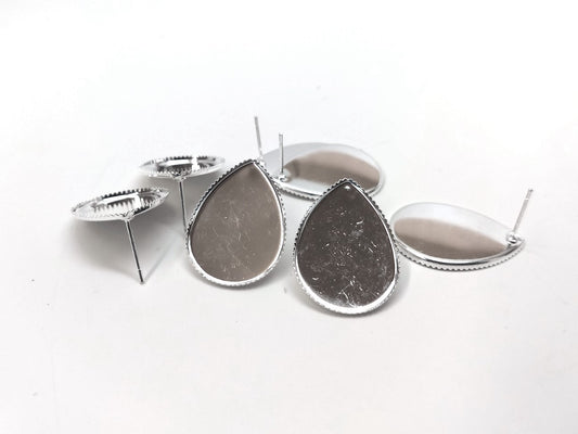 E484 - 10 pcs. Silver Plated Earring Tacks Posts Studs Settings Bezels Cabochons - Teardrop - 25mm x 18mm Glue Pad Setting