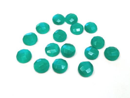 SP003 - 4 pcs Synthetic Opal Stone - Green - 8mm - Faceted - Cabochons - Made in India