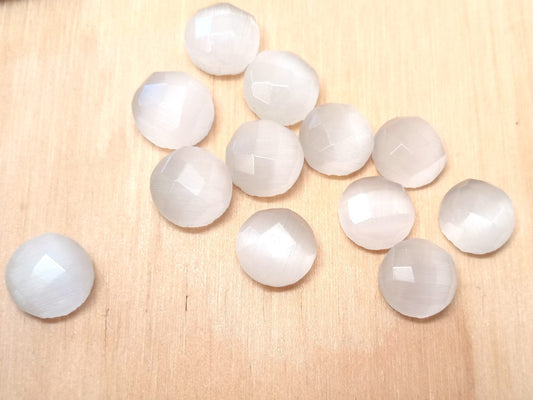 SP005 - 4 pcs Synthetic Opal Stone - White - 8mm - Faceted - Cabochons - Made in India