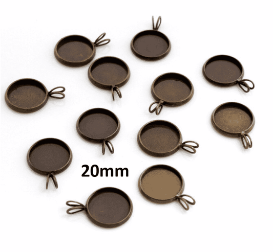 MP0039B - 100 pcs. Antique Bronze Circle Round Bezel Cabochon Pendant Tags Trays - 20mm Glue Pad Settings