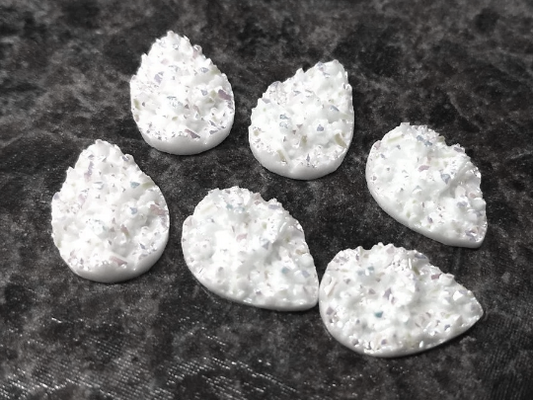 RC0050 - 10 pcs Druzy Resin Embellishment Cabochons White - 18x13mm - Teardrop - 18mm x 13mm - 4.5mm Thick