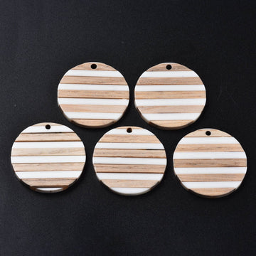 RW0026 - 4 pcs. Brown and White Resin and Wood Round Flat Pendant - 30mm - (1.18") - Stripe Pattern